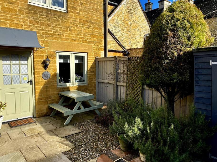 Historic Cotswold Chic Style For Uk Staycation Bourton-on-the-Water Eksteriør bilde