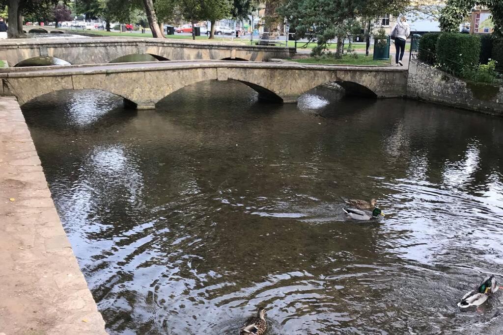 Historic Cotswold Chic Style For Uk Staycation Bourton-on-the-Water Eksteriør bilde